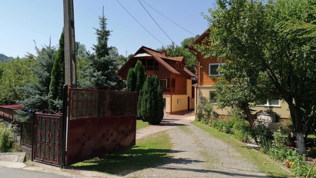Hotel Casa Todea à Cîmpeni Extérieur photo